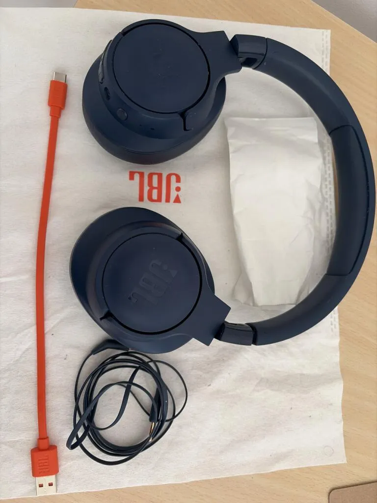 Jbl headphones